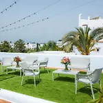 White Suites 2