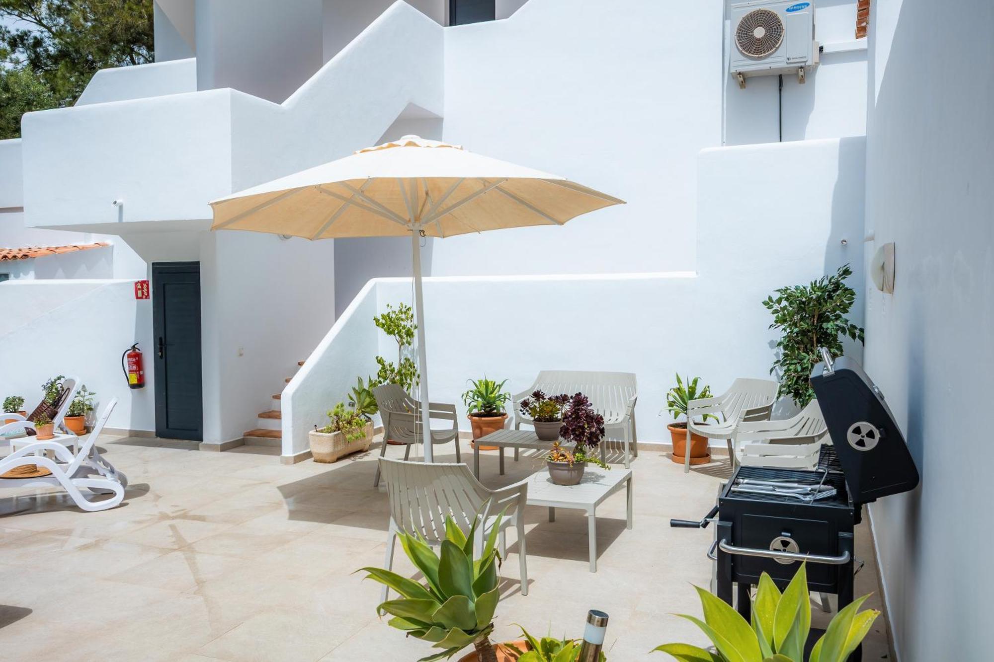 Appartement White 2 *